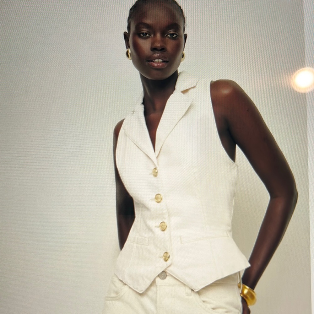 NWT Reformation Nova Denim Vest in Fior Di Latte Size 6 SOLD OUT ONLINE